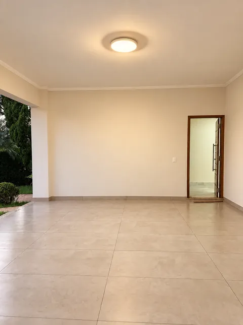 Suíte ampla, casa à venda no Condomínio Magnólias I em Araraquara