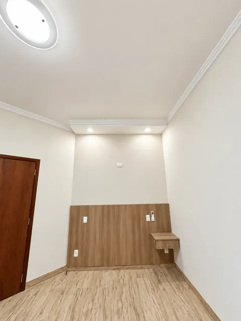 Suíte com cabeceira planejada, casa à venda no Condomínio Magnólias I em Araraquara